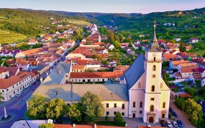 Svätý Jur: A Guide to Its Top Attractions, Picturesque Location and Wine Traditions